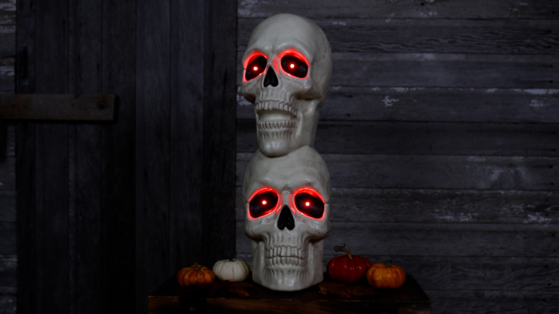 SNW83295 27.5 Double Stacked Sound Activated Skulls with Light Up Eyes
